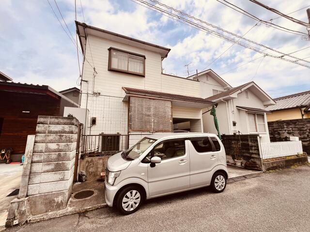 物件画像：松山市 東方町 2階建 4DK