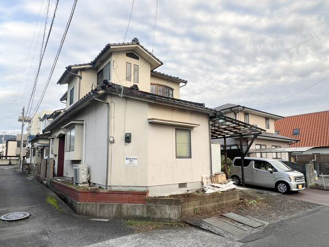 物件画像：松山市 桑原１丁目 2階建 3LDK